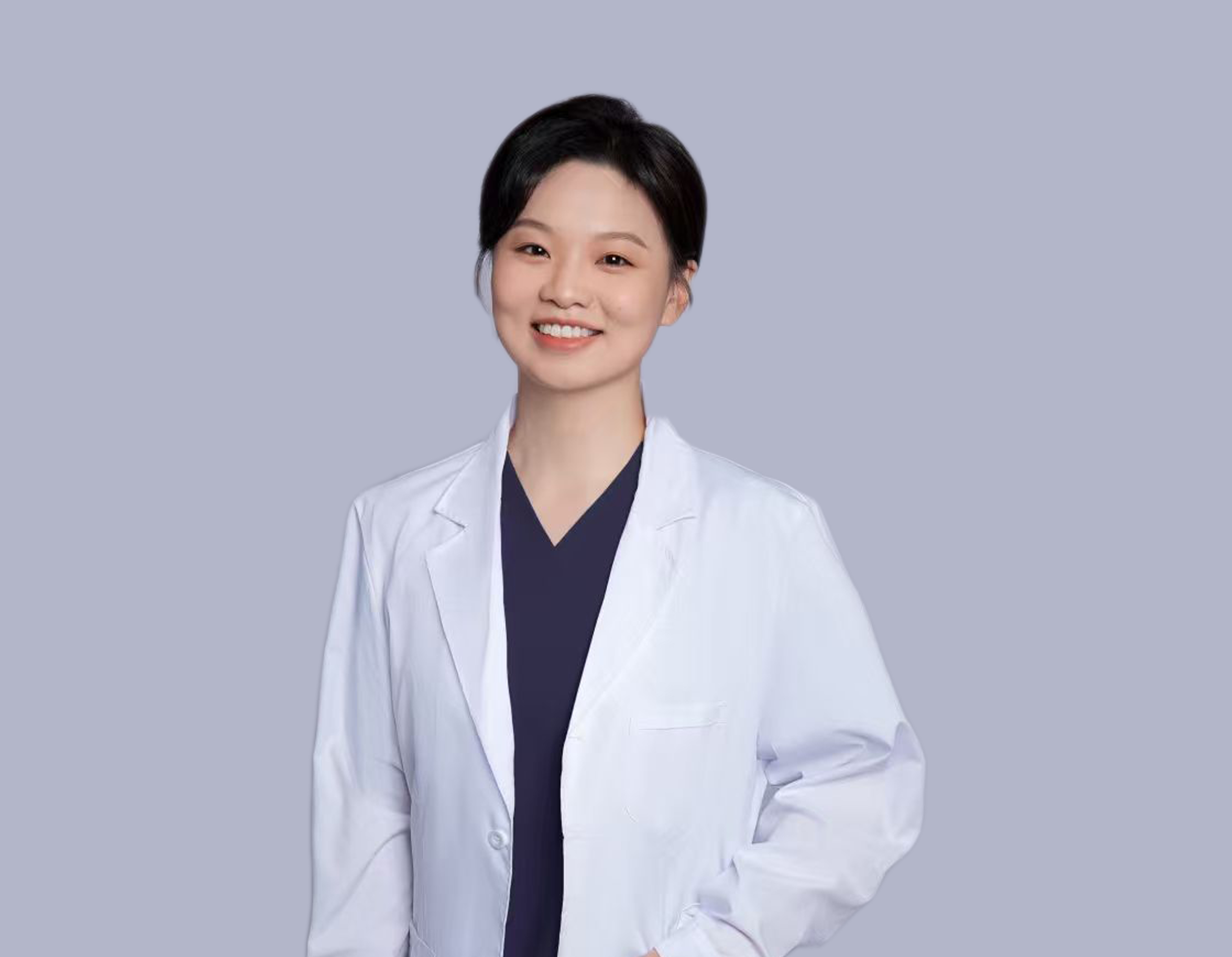 四十岁左右男性医生头像，穿白色医生制服，佩戴眼镜，专业严肃表情，体现严谨医疗态度